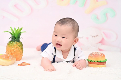 哪里可以供卵代生孩子七个月宝宝最近总摇头